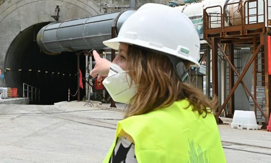 Chiomonte_Uomo_Donna