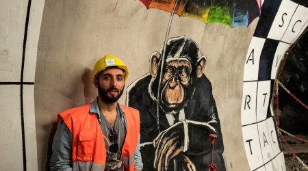 Simone Fugazzotto
(Silenzio di un cruciverba), 2016, intervento site specific, pittura acrilica, cm 380/270x1000 (hxb)